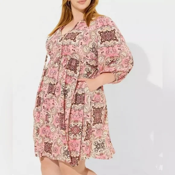 TORRID Mini Washable Long-Sleeve Gauze Tunic Dress in Medallion Pink, Size Large - Picture 2 of 12